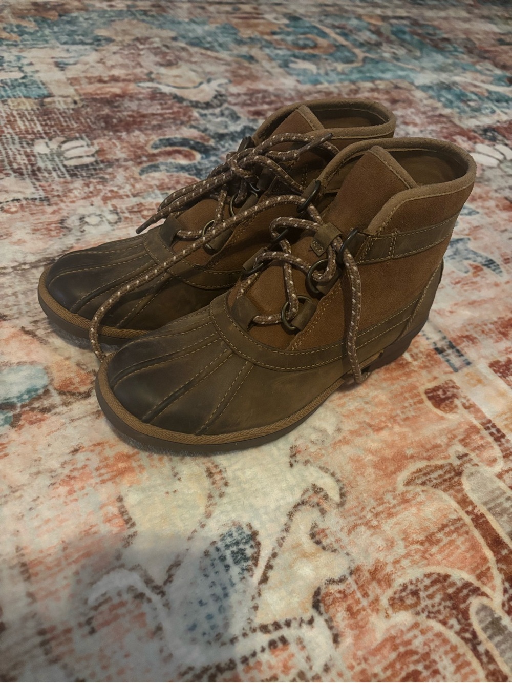 Men's Brown Lace-Up Ugg Boot